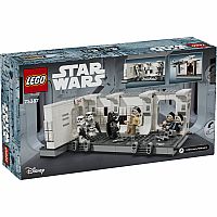LEGO® Star Wars™ Boarding the Tantive IV